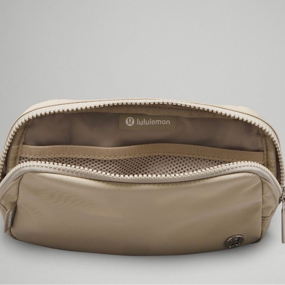 NEW LULULEMON EVERYWHERE BELT BAG RAW LINEN - Picture 4 of 8